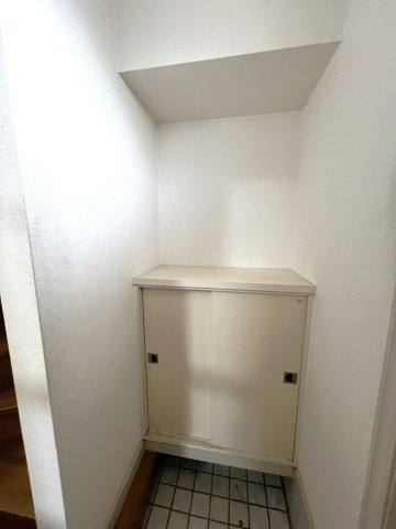 プレステージ小原の玄関