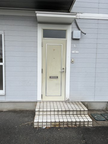 プレステージ小原の玄関