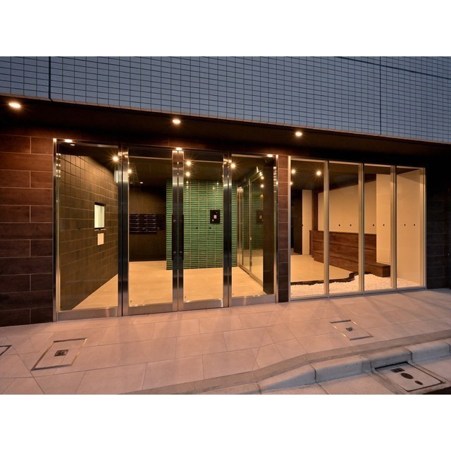 クオリタス押上のエントランス|落ち着いたエントランスです