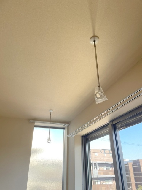 サン桂台の内装|室内物干しフックで悪天候でも洗濯物の心配不要