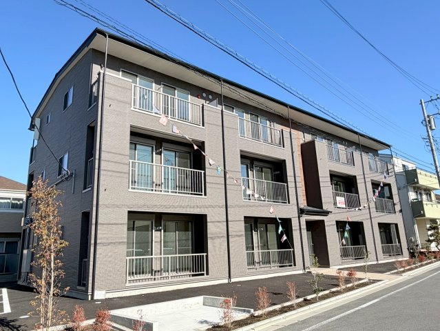 アステリア（足立区六木2丁目　アパート）の外観|外はこのようになっています