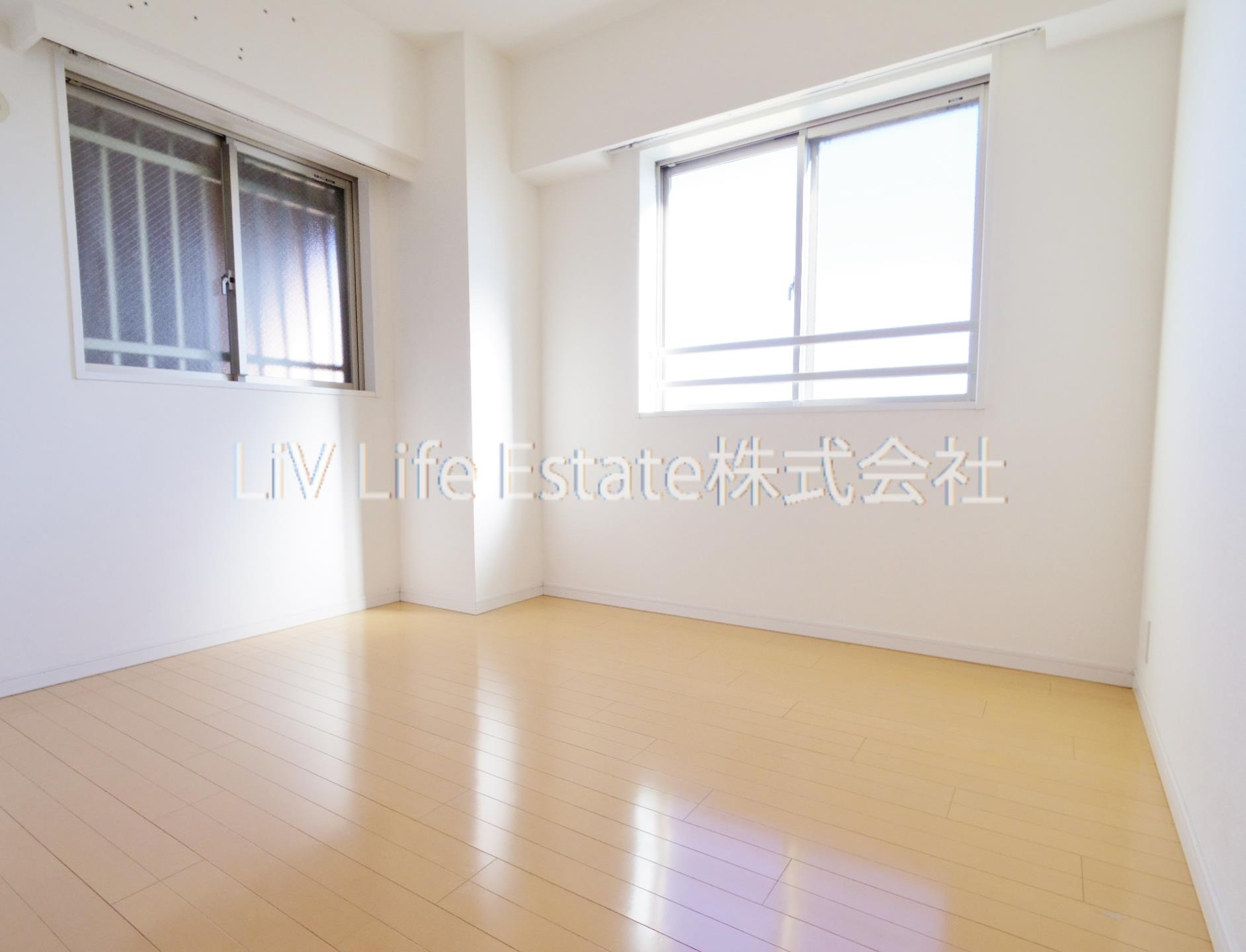 パームスプラザ上北台の洋室