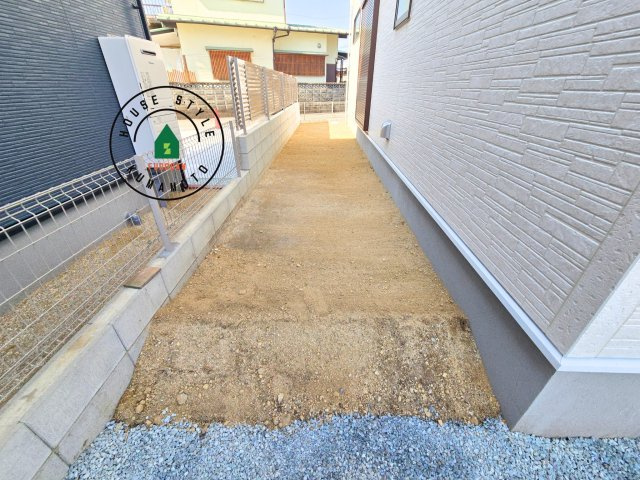 熊本市西区上代3丁目第1-4棟（1号棟）の庭|お庭で自由な時間を過ごせます。