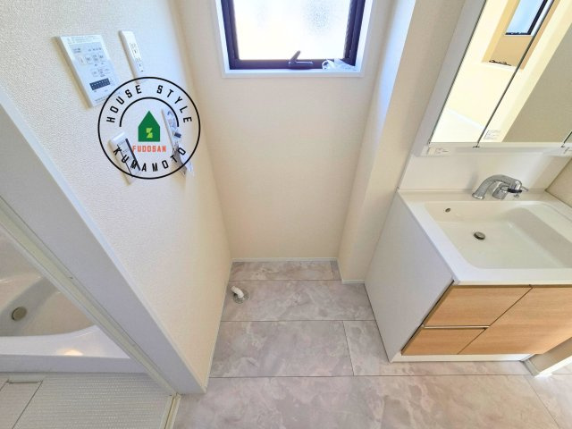 熊本市西区上代3丁目第1-4棟（1号棟）のランドリースペース|ランドリースペースとなります。広々して有効的にご使用できます。 