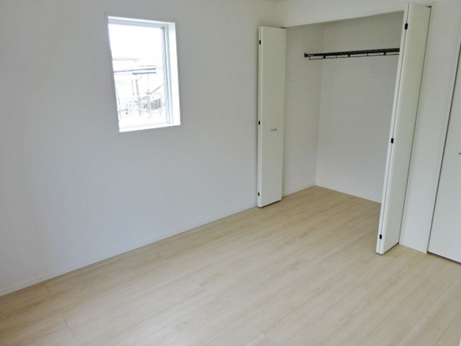 【洋室】 | 函南町仁田第12 新築建売分譲住宅 土地＋建物 TW05995 | 函南町仁田2号棟　洋室7帖 ※令和8年6月19日撮影写真