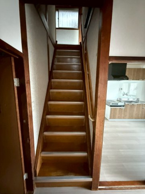 【内装】 | 【プレイワーク二田町】松ノ浜駅まで歩6分・昭和47年建築・北西角地 | 過ごしやすい室内です