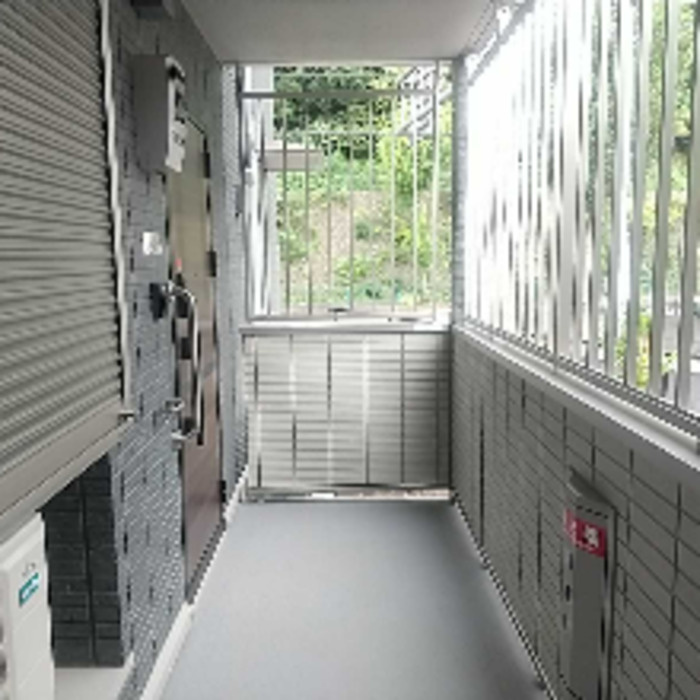 町田市能ヶ谷４丁目のアパートのロビー