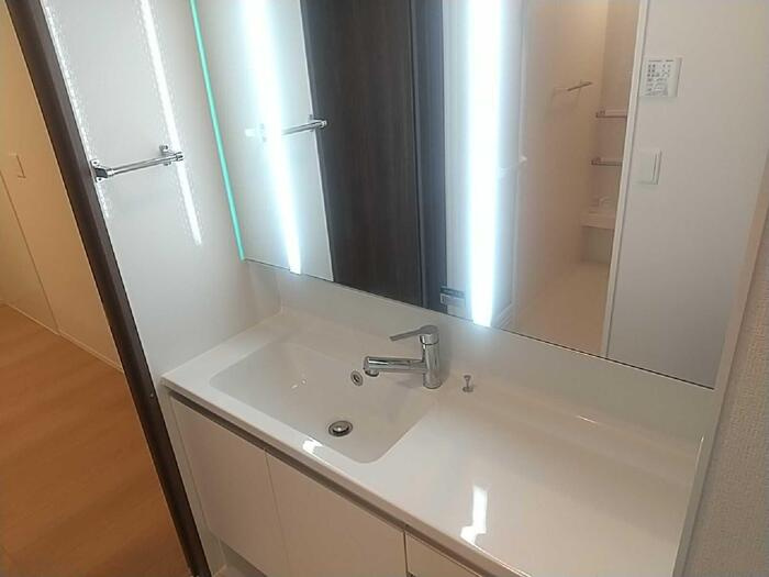 町田市能ヶ谷４丁目のアパートの洗面所