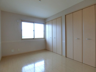 【洋室】 | プラシードM | イメージ201号室の写真（反転あり）