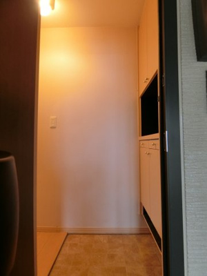 【玄関】 | プラシードM | イメージ201号室の写真（反転あり）