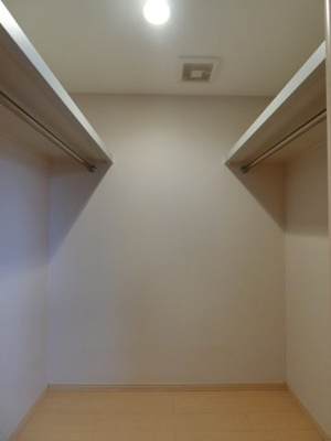 【収納】 | プラシードM | イメージ201号室の写真（反転あり）