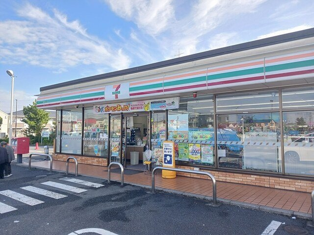 メゾン　Ｔｏｍｏの周辺|セブンイレブン足立伊興１丁目店まで261m