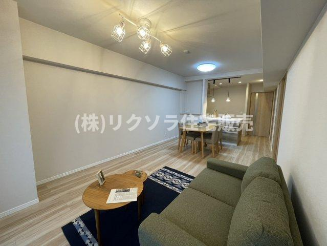 コスモ光善寺のダイニング|LDK15.9帖
■物件内覧・資金計画相談・住宅ローン相談、リフォーム相談、お問合せ受付中■
※当日・翌日のご内覧、ご相談はお電話でのお問合せがスムーズです！