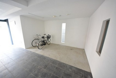 【その他共用部分】 | ミレニアス西荻 | 駐輪場。