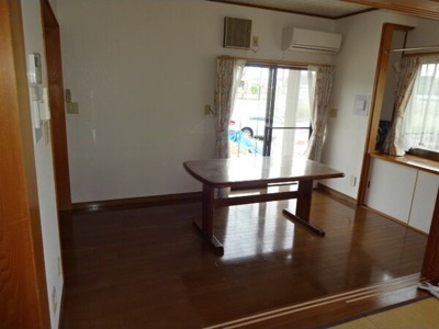 【居間・リビング】 | 豊田市京町2丁目貸家