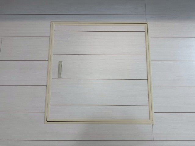 川口市芝宮根町　新築一戸建て　B号棟の内装|床下収納