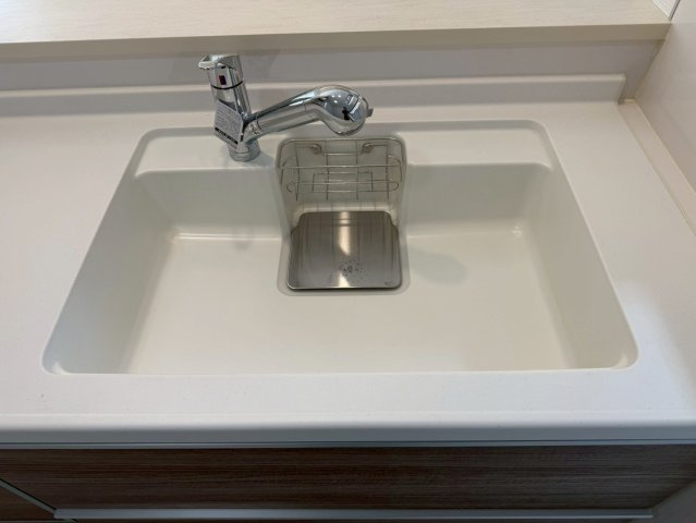 川口市芝宮根町　新築一戸建て　B号棟のキッチン|お料理しやすいキッチンです