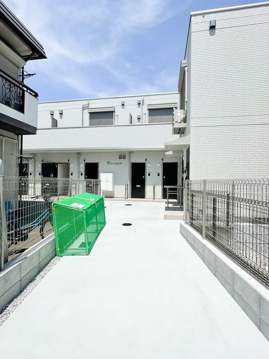 セレスティア小金井中町のエントランス|毎日通るエントランスはこのようになっています