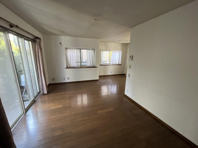 東久留米市小山５丁目の中古一戸建の居間・リビング