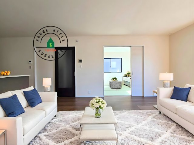 熊本市西区上代3丁目第1-4棟（3号棟）の居間・リビング|明るく開放的なリビングダイニングは豊かな陽光が注ぎ込み、やすらぎの空間を演出してくれます。ご家族で楽しいひとときをお過ごし下さい。※家具はCGを合成したものです。