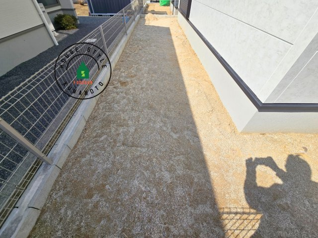 熊本市西区上代3丁目第1-4棟（3号棟）の庭|お庭で自由な時間を過ごせます。