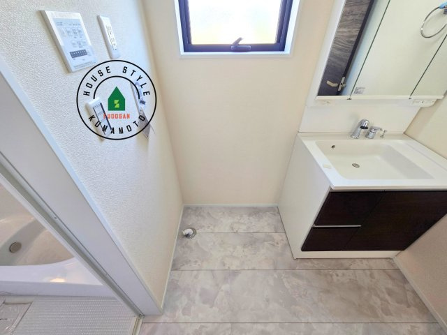 熊本市西区上代3丁目第1-4棟（3号棟）のランドリースペース|ランドリースペースとなります。広々して有効的にご使用できます。 