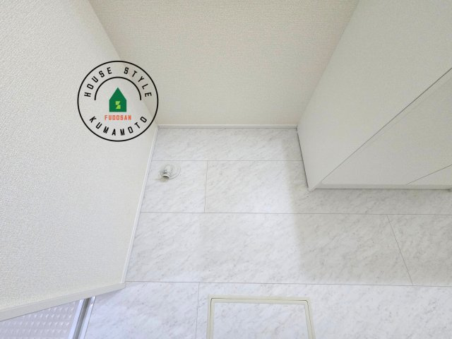 熊本市北区麻生田5丁目第1-2棟(1号棟)の内観：施工例|ランドリースペースとなります。広々して有効的にご使用できます。 