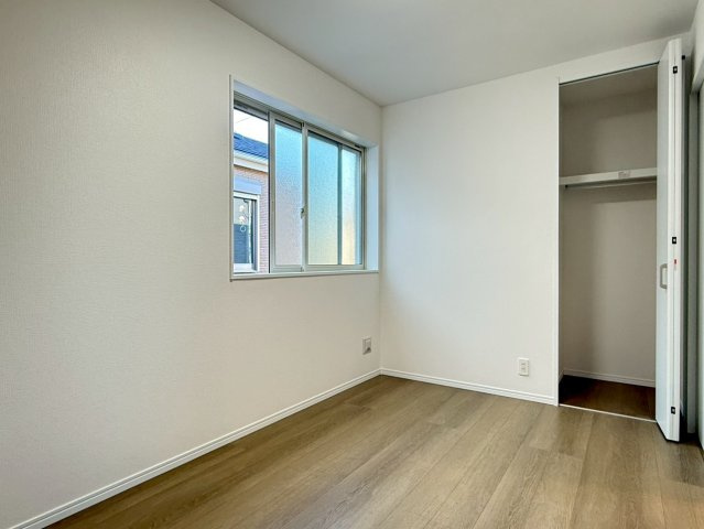 川口市芝宮根町　新築一戸建て　C号棟の寝室|寝室にいかがでしょうか