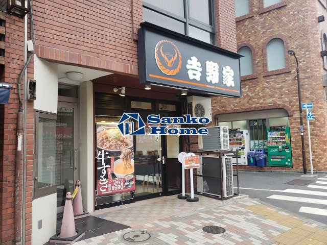 西川ビルの周辺