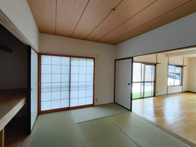 左京３丁目戸建の和室