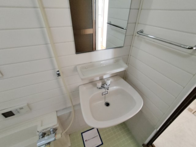 左京３丁目戸建の洗面所