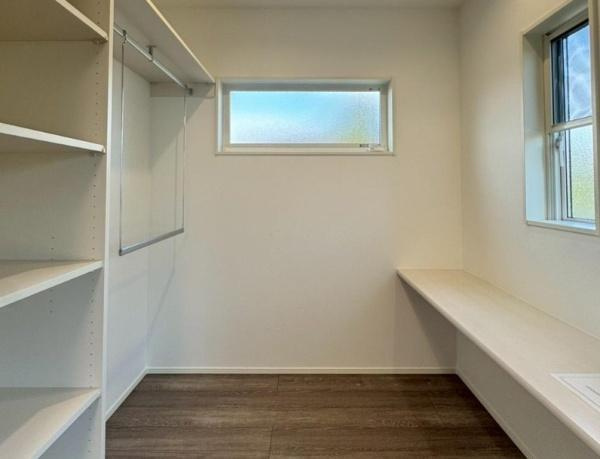 タマタウン丹生2　1号地の収納