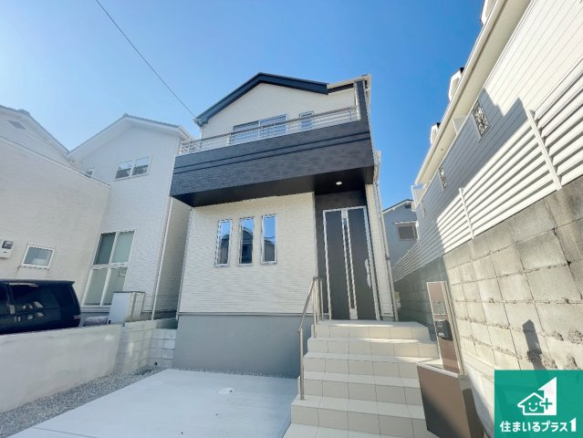 神戸市垂水区青山台　新築一戸建ての外観|安心の10年保証！外観を美しく保ち、雨水で汚れを落とします！気になることがありましたら、お気軽にお問い合わせください！