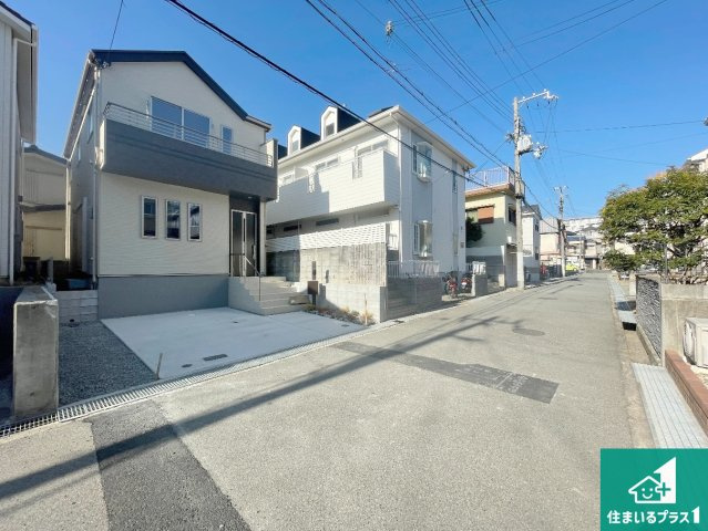 神戸市垂水区青山台　新築一戸建ての前面道路含む現地写真|車通りの少ない前面道路！お子様がいらっしゃるご家族でも安心！