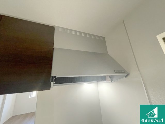 神戸市垂水区青山台　新築一戸建ての設備|汚れにくいスロットフィルタでお手入れラクラク！ＬＥＤ照明付き！