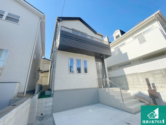 神戸市垂水区青山台　新築一戸建ての外観|安心の10年保証！外観を美しく保ち、雨水で汚れを落とします！気になることがありましたら、お気軽にお問い合わせください！