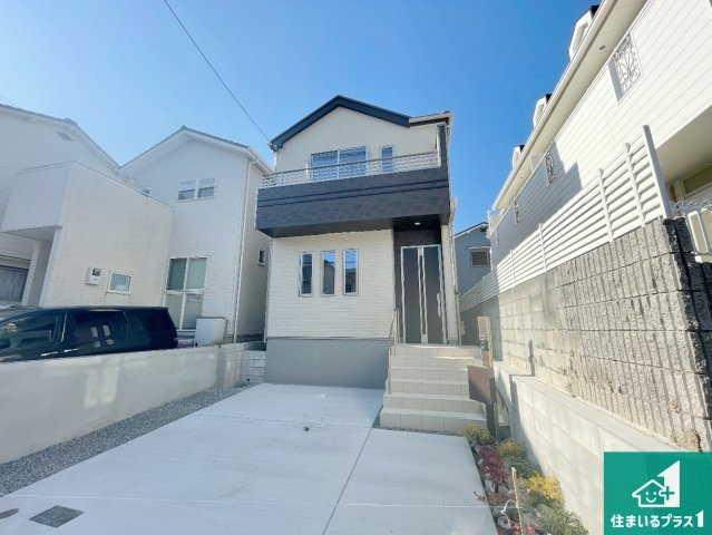 神戸市垂水区青山台　新築一戸建ての外観|お客様に長く安心して住んでいだだける事にこだわった家づくり！住んでからのアフターサービスにもしっかりと取り組んでいます！