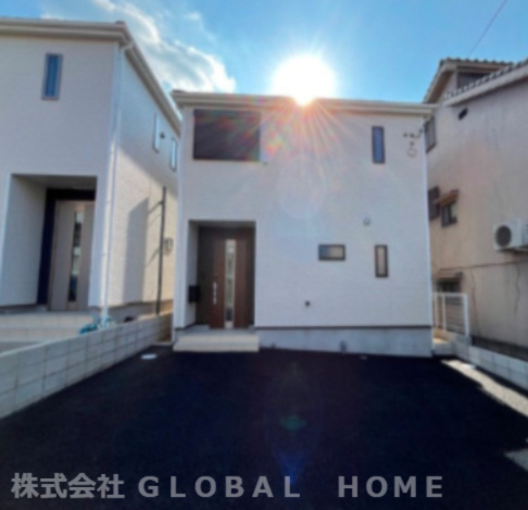 東大阪市六万寺町１丁目　新築戸建の外観