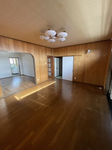 金ヶ崎戸建の居間・リビング
