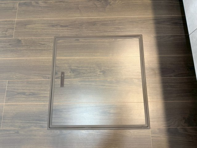 川口市芝宮根町　新築一戸建て　E号棟の内装|床下収納