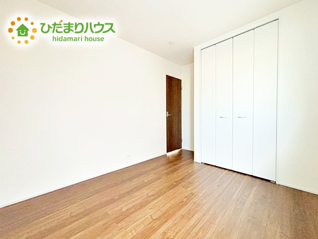 【洋室】 | 第1石岡市下林　新築戸建 | ご家族様一人ひとりの大切なプライベート空間。シンプルなデザインなので、趣味・感性で個性的に飾ることができます♪