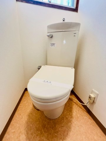 福田5丁目貸家のトイレ