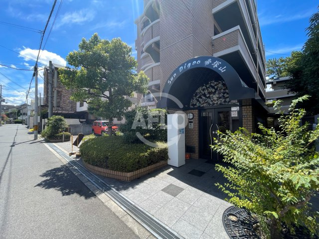 サンディグノ帝塚山　東粉浜小学校区のエントランス|サンディグノ帝塚山　エントランス