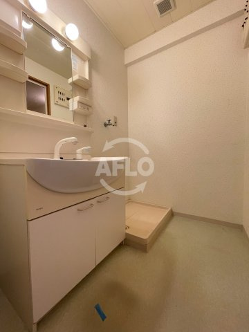 サンディグノ帝塚山　東粉浜小学校区の洗面所|サンディグノ帝塚山　洗面所