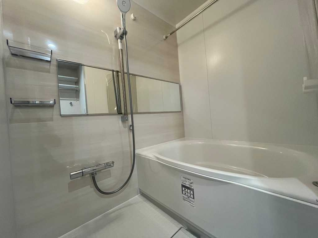 クオリア目黒大橋ウエストの浴室|コンパクトで使いやすいお風呂です