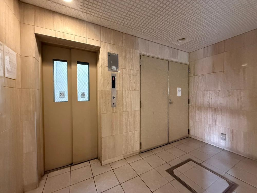 エンゼルブレッサ枚方香里園のその他共用部分|エレベーター
■物件内覧・資金計画相談・住宅ローン相談、リフォーム相談、お問合せ受付中■
※当日・翌日のご内覧、ご相談はお電話でのお問合せがスムーズです！