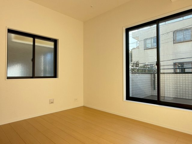 川口市芝宮根町　新築一戸建て　F号棟の寝室|寝室にいかがでしょうか