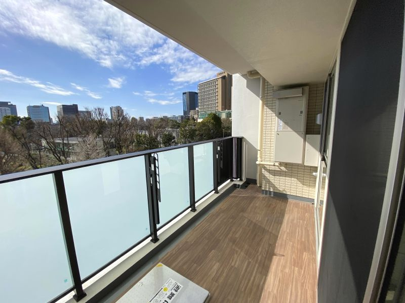 クレヴィア小石川後楽園のバルコニー