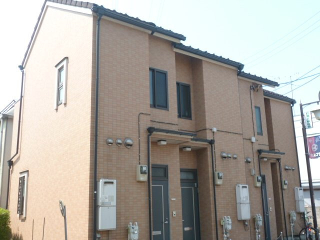 府中市紅葉丘３丁目のアパートの外観