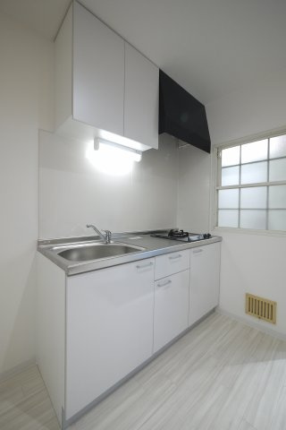 シルクハウス　Ｂ棟のキッチン|※写真は別の部屋のものです。